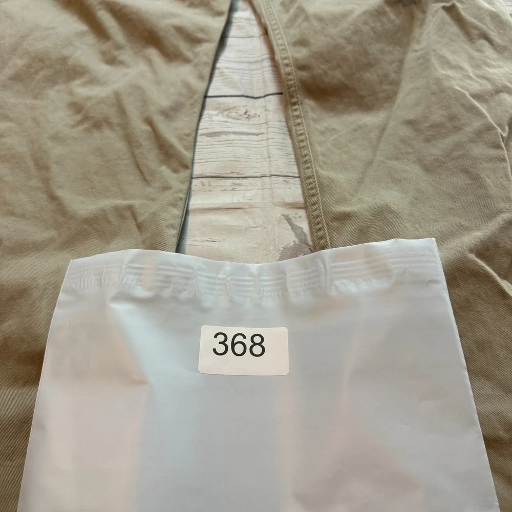 Levi's 514 Jeans Khaki Tan Chino Pants Men's Size 34x32‎ (Fits 32x29)